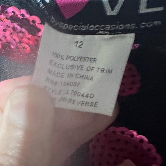 Elegant Girls Party Dress Size 12 Black Pouffy Dress W/Pink Sequin’s and Sash - Picture 14 of 16